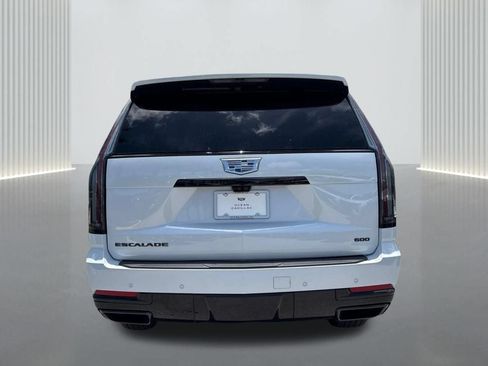 New 2026 Cadillac Escalade ESV Sport w/ LPO, ONYX Package AWD/4WD image 6
