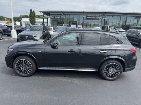 Used 2025 Mercedes-Benz GLC 350e 4MATIC image 7