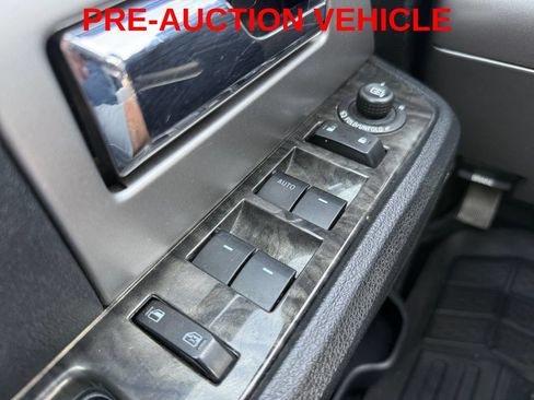 Used 2017 Ford Expedition Limited AWD/4WD image 27