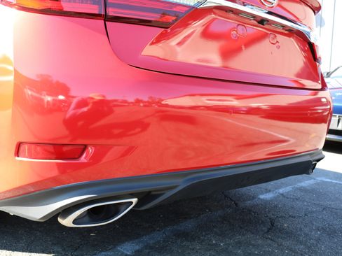 Used 2016 Lexus ES 350 w/ Luxury Package w/Wood Trim image 12