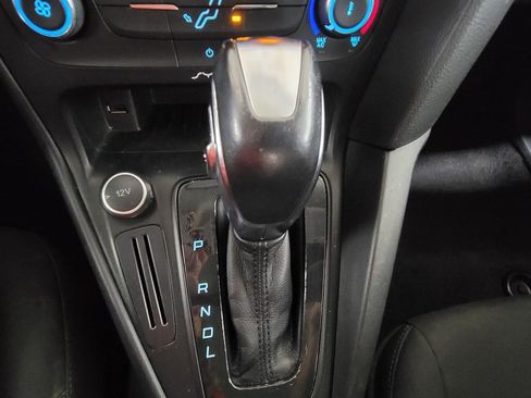 Used 2016 Ford Focus SE FWD image 17