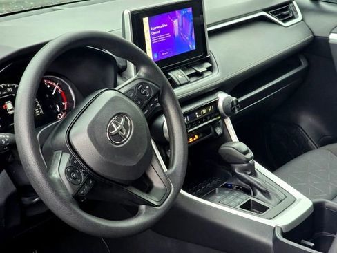 Used 2025 Toyota RAV4 XLE image 11