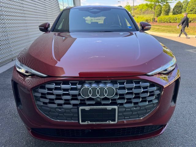 Certified 2025 Audi Q5 Premium w/ 19" Wheel Package AWD/4WD image 7
