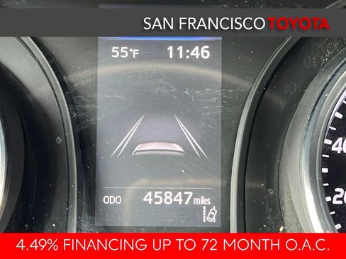 Certified 2020 Toyota Camry LE image 33