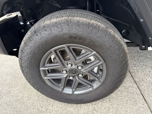 Used 2024 Jeep Wrangler Sport S image 14