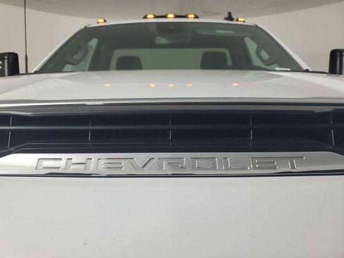 New 2026 Chevrolet Silverado 3500 LT w/ Convenience Package image 11