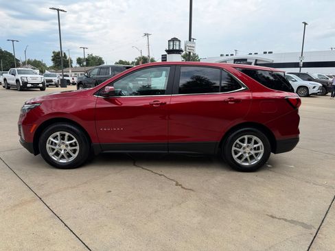 Used 2023 Chevrolet Equinox LT FWD image 8