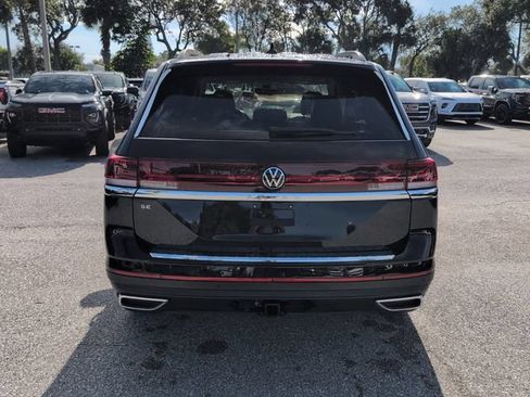 Used 2026 Volkswagen Atlas SE w/ Panoramic Sunroof Package FWD image 11