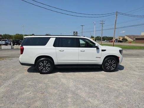 Certified 2021 GMC Yukon XL AT4 w/ Rear Media and Nav Package AWD/4WD image 6