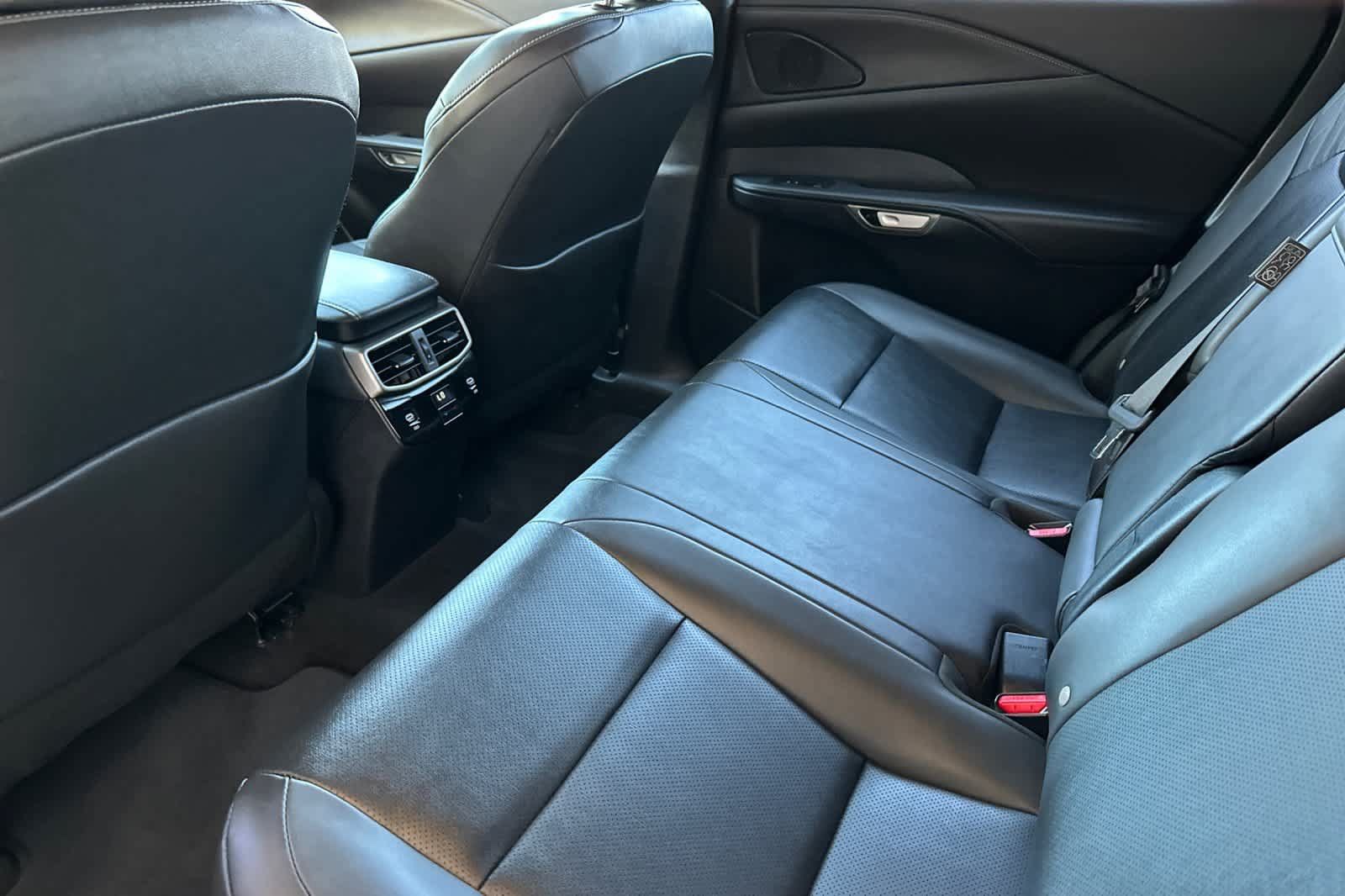 Used 2024 Lexus RX 350 AWD w/ Technology Package image 11