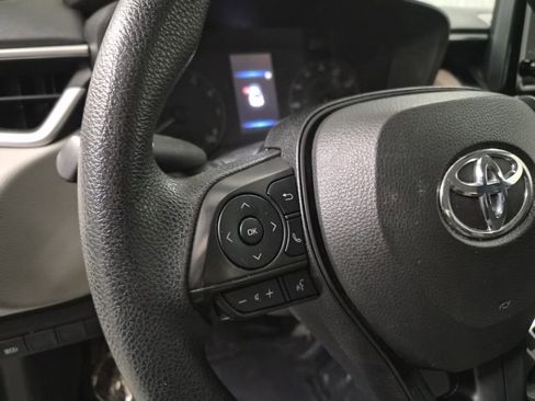 Used 2023 Toyota Corolla LE image 17