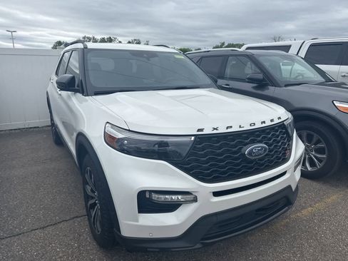 Used 2021 Ford Explorer ST w/ Equipment Group 401A AWD/4WD image 9