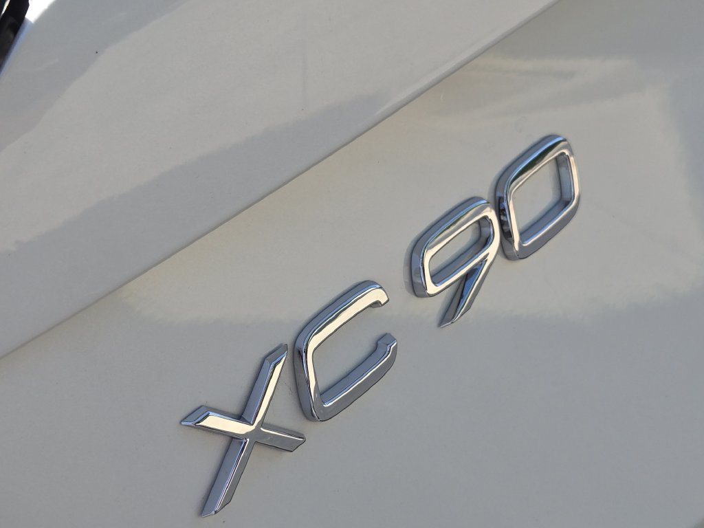 Used 2026 Volvo XC90 B6 Ultra w/ Protection Package AWD/4WD image 10