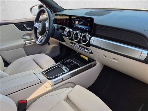 Used 2026 Mercedes-Benz GLB 250 image 18