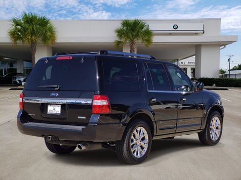 Used 2017 Ford Expedition Limited w/ Equipment Group 301A RWD image 6