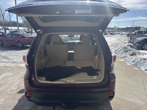 Used 2015 Toyota Highlander Limited Platinum image 32