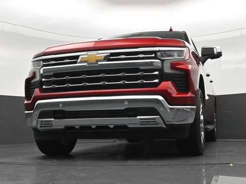Used 2024 Chevrolet Silverado 1500 LTZ RWD image 31