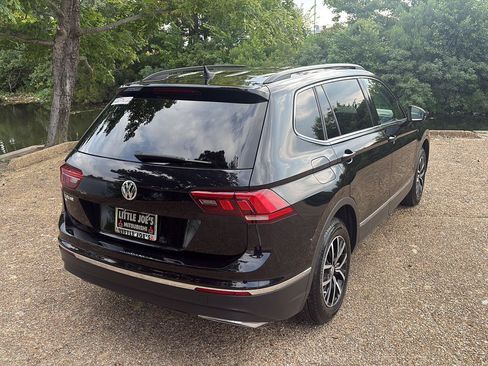 Used 2021 Volkswagen Tiguan S FWD image 5