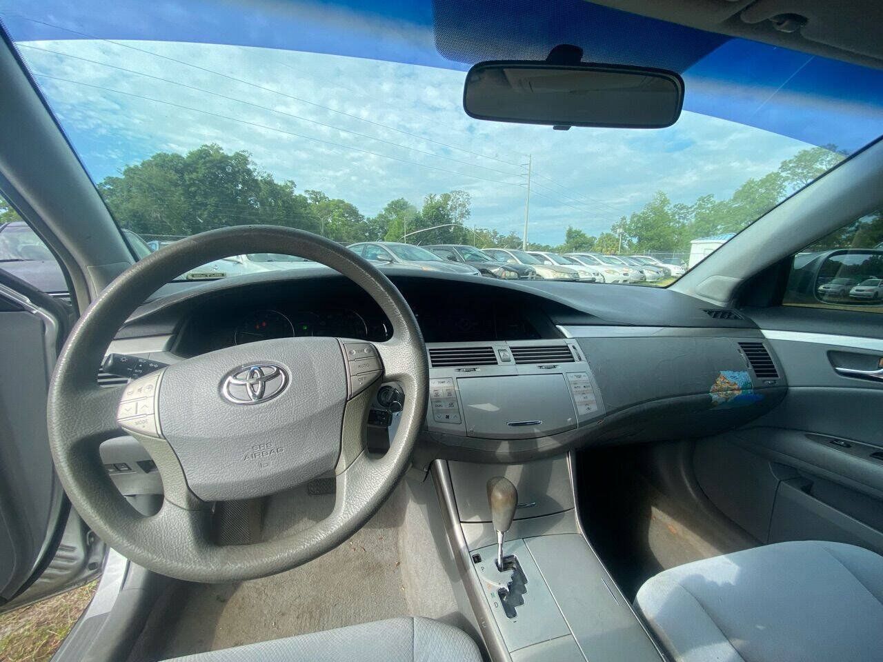 Used 2006 Toyota Avalon XL FWD image 12