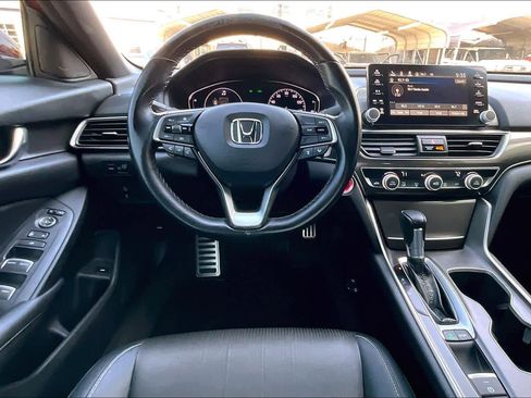 Used 2019 Honda Accord Sport image 6