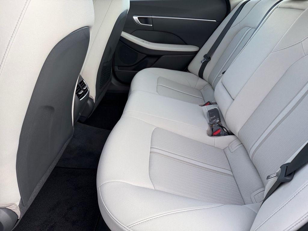 New 2026 Hyundai Sonata SEL FWD image 12