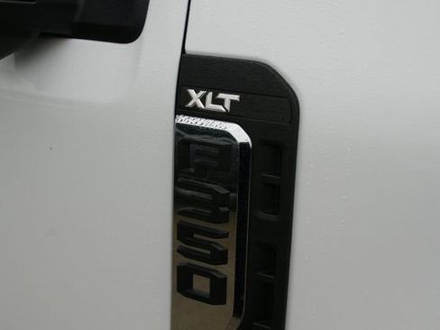 New 2026 Ford F350 XLT w/ 360-Degree Camera Package image 10
