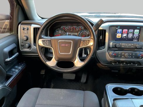 Used 2019 GMC Sierra 1500 SLE w/ SLE Value Package AWD/4WD image 7