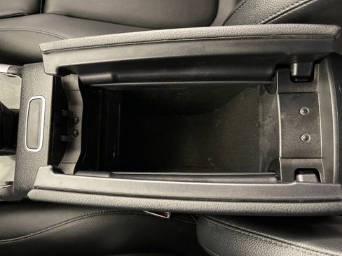 Used 2023 Mercedes-Benz EQB 300 4MATIC image 23