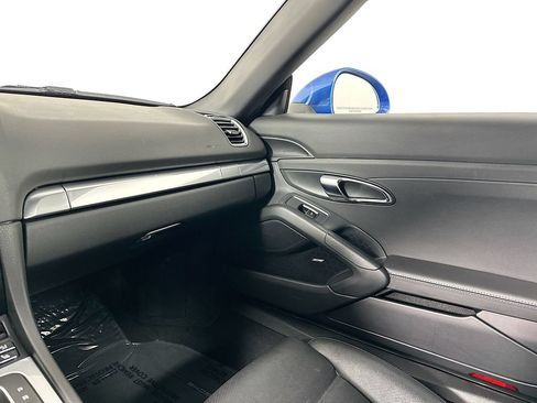 Used 2016 Porsche Boxster S RWD image 17
