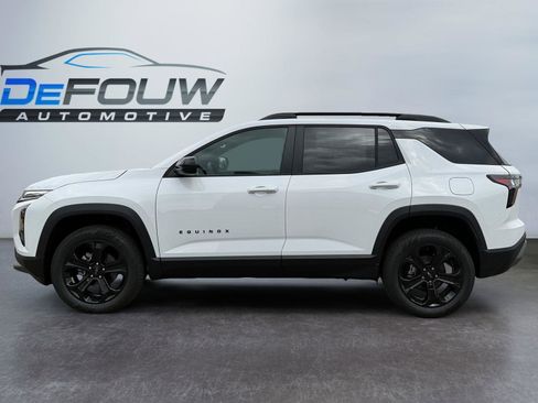 New 2026 Chevrolet Equinox LT image 6