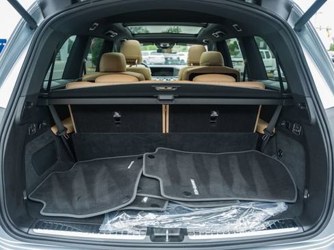Certified 2025 Mercedes-Benz GLS 450 4MATIC image 11