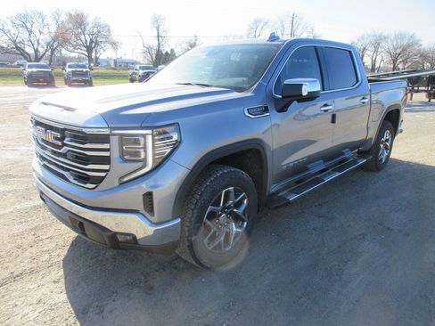 New 2026 GMC Sierra 1500 SLT w/ SLT Premium Plus Package image 10