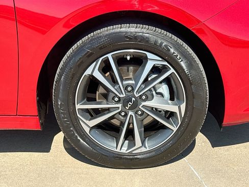 Used 2024 Kia Forte LXS image 10