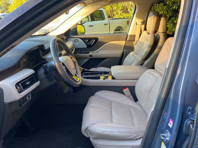 Certified 2021 Lincoln Aviator Reserve w/ Equipment Group 201A AWD/4WD image 12