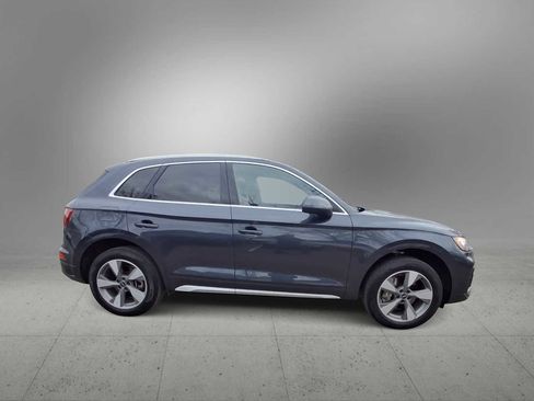 Certified 2023 Audi Q5 2.0T Premium w/ Convenience Package image 9