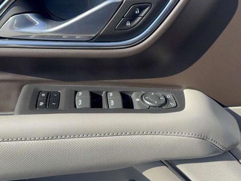 Certified 2023 GMC Yukon XL SLT image 22