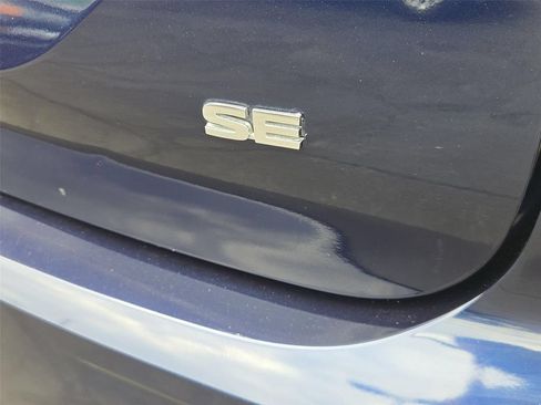 Used 2022 Mitsubishi Outlander SE FWD image 23