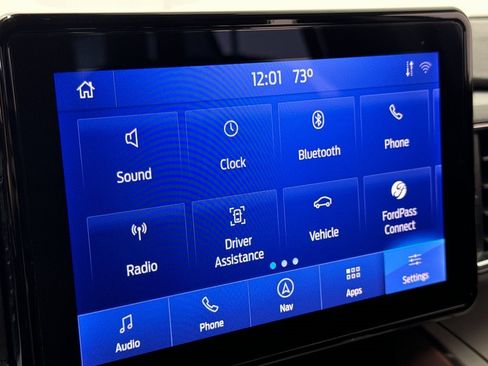 Used 2021 Ford Explorer XLT image 41