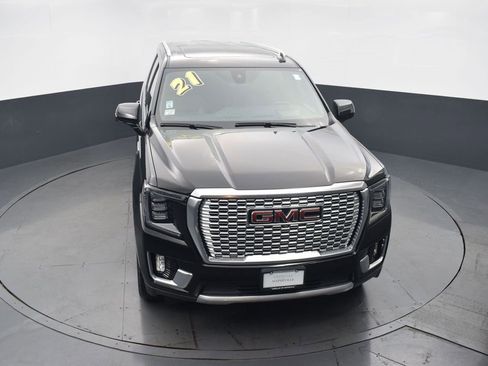 Used 2021 GMC Yukon XL Denali w/ Denali Premium Package image 43