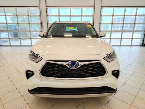 Used 2020 Toyota Highlander Platinum AWD/4WD image 8