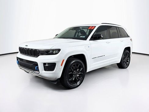 Used 2023 Jeep Grand Cherokee 30th Anniversary AWD/4WD image 7