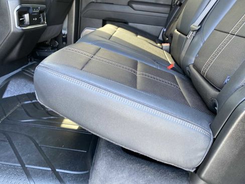 Used 2025 Chevrolet Silverado 1500 High Country w/ High Country Premium Package image 30