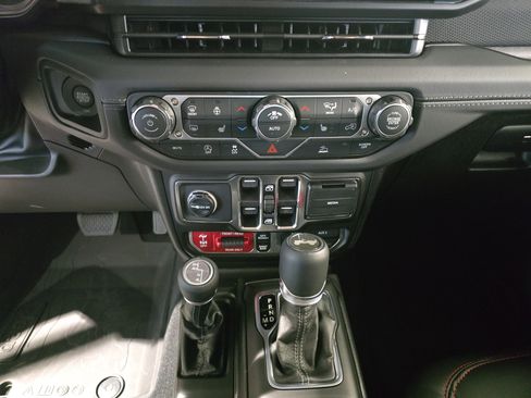 New 2026 Jeep Wrangler Unlimited Rubicon image 20