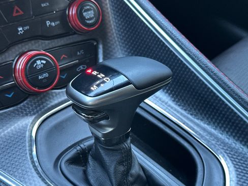 Used 2016 Dodge Challenger SRT Hellcat RWD image 32