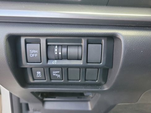 Used 2020 Subaru Impreza 2.0i Limited w/ Popular Package #2 image 20