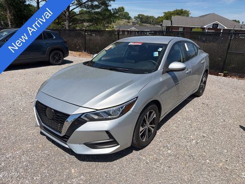 Used 2023 Nissan Sentra SV image 1