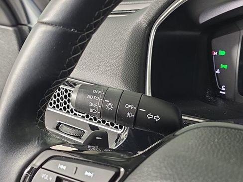 Used 2023 Honda Civic Touring image 29