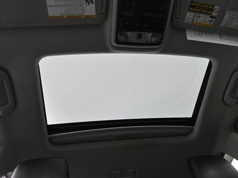 Used 2014 Toyota 4Runner Limited image 27