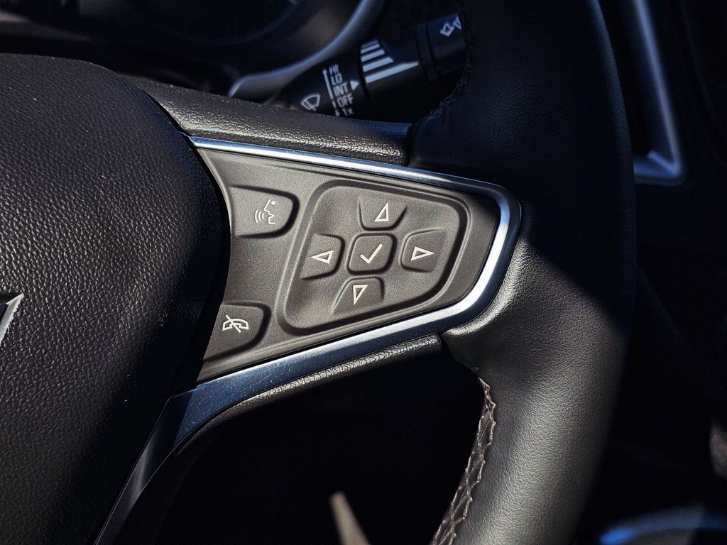 Used 2024 Chevrolet Malibu LT w/ Sport Edition FWD image 27
