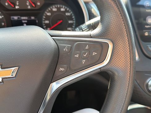 Used 2025 Chevrolet Malibu LT FWD image 22